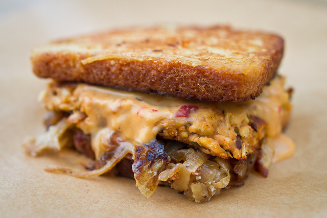 The Vegan Maple Sandwich featured on the Namely Marly site.