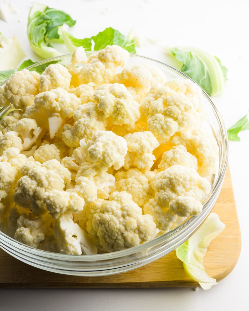 A bowl of cauliflower florets.